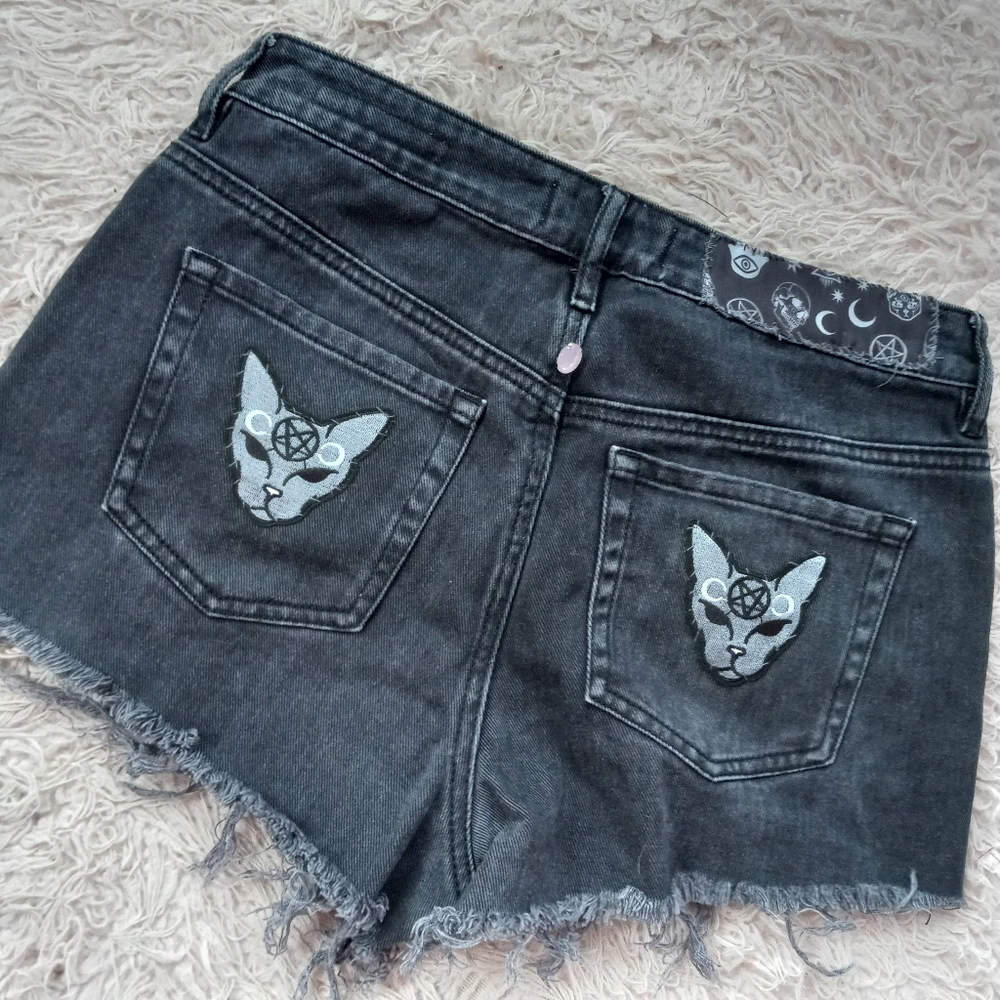 Omg this custom garment costs so much on Poshmark! Why, you wonder? Read me! - Picture 12 of 16